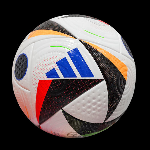 Adidas Fussballliebe PNC Pro Match Ball IN9381