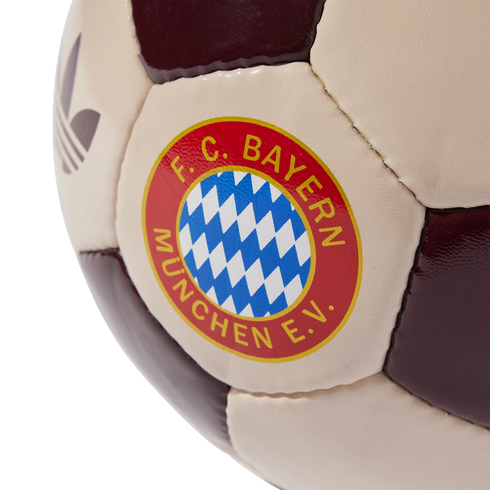 Adidas Bayern Munich Club Trefoil Ball IX4031