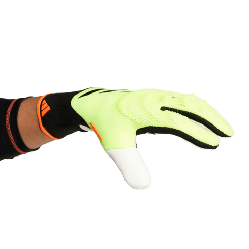 Adidas Predator Pro Goalkeeper Gloves IQ4032